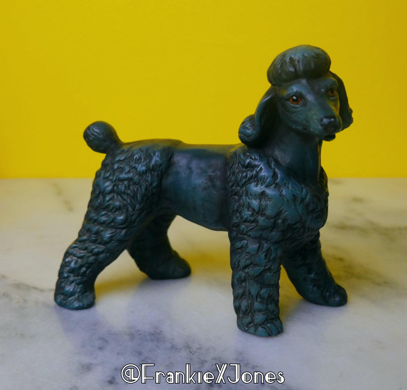 Poodle Figurine ✤ UCCTI