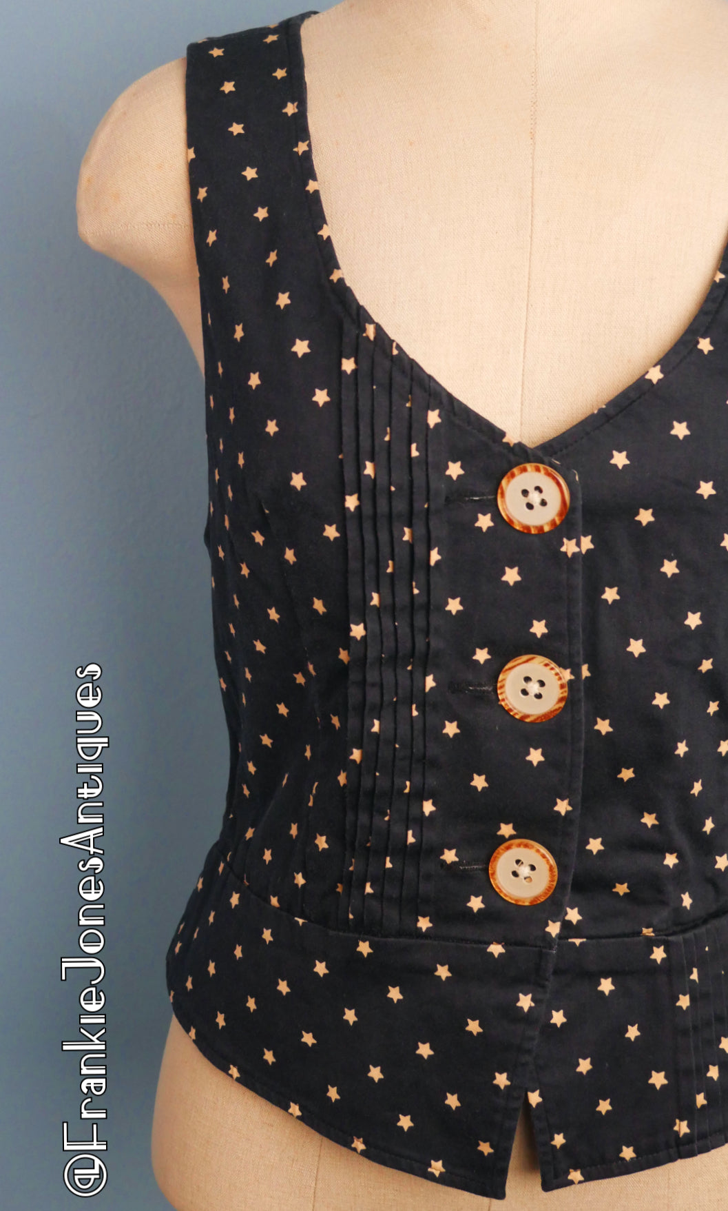 2000's Button-up Star Vest ✤ Jovovich Hawk for Target